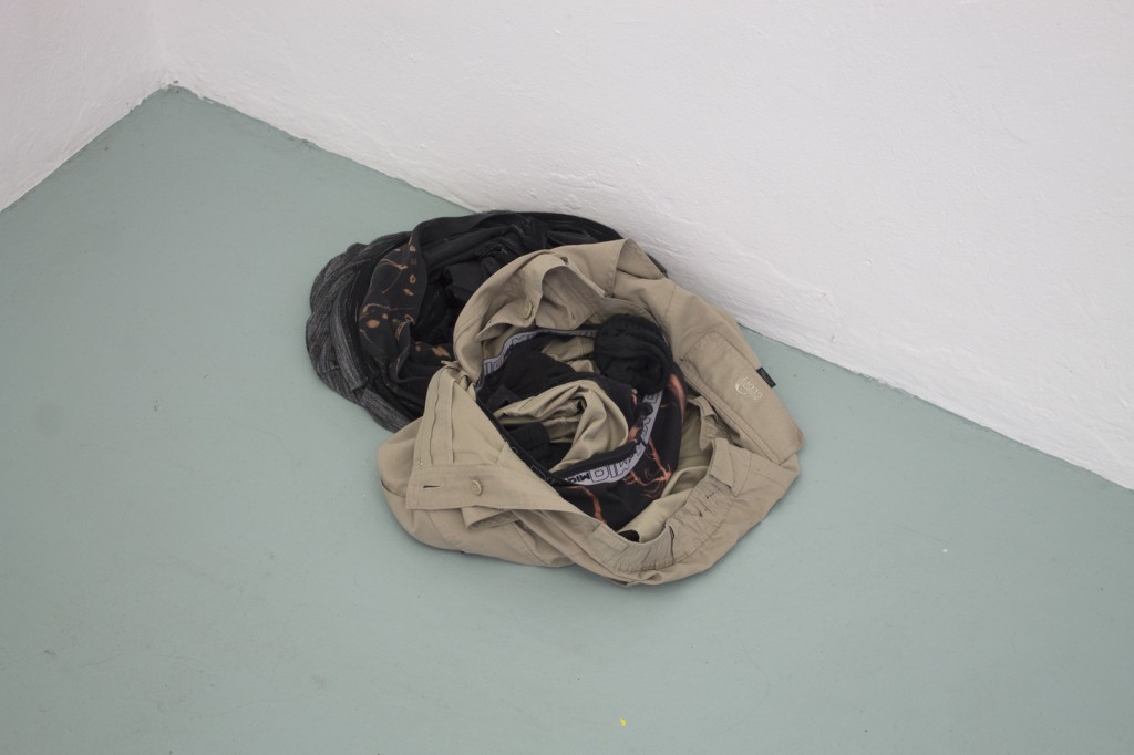 17_November_clothes left by Weekends_ Rasmus Myrup